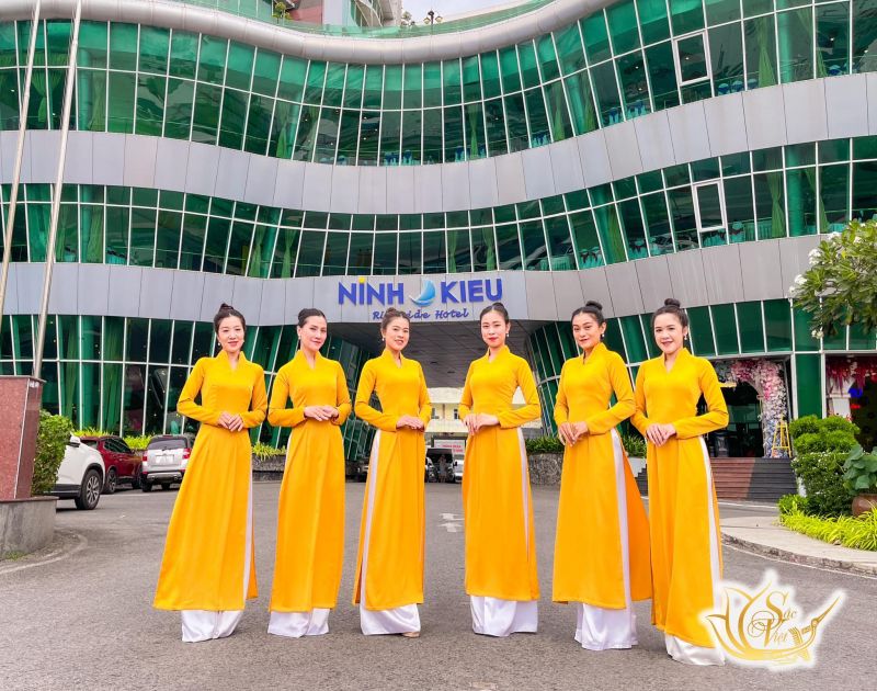 ✨ Vũ Đoàn Sắc Việt – Trang Phục Cần Thơ | Địa Chỉ Thuê Trang Phục Biểu Diễn Đẹp, Chuyên Nghiệp Tại Cần Thơ ✨